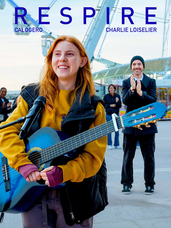 affiche du film représentant une jeune fille avec une guitare.