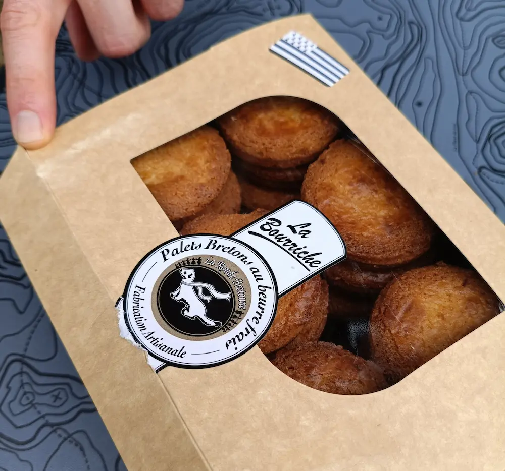 Boîte de biscuits.